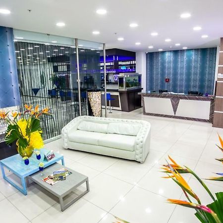 Aw Hotel Plaza Miranda Bogotá Dış mekan fotoğraf